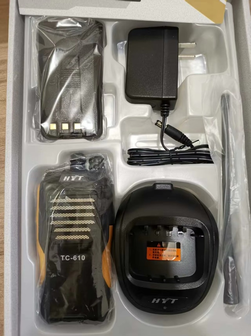 วิทยุสื่อสารแบบมือถือ HYTERA ร - Outdoor Hunting Events บทวิจารณ์และราคา
